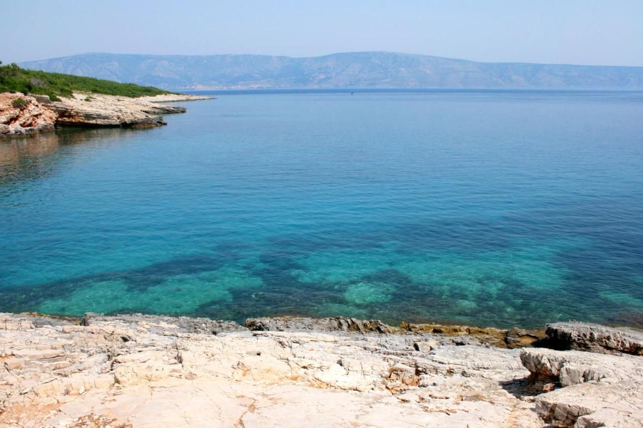 Apartments By The Sea Vrboska Exterior foto